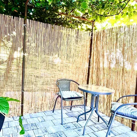 Spacious In 1 Bedroom Appartamento