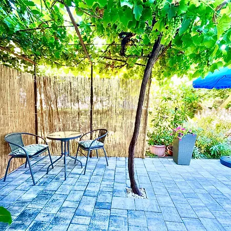 Spacious In 1 Bedroom Appartamento *