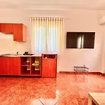 Lejlighed Spacious In 1 Bedroom