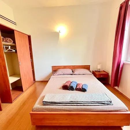 Spacious In 1 Bedroom Apartamento *