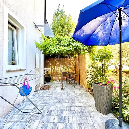 Spacious In 1 Bedroom Apartamento
